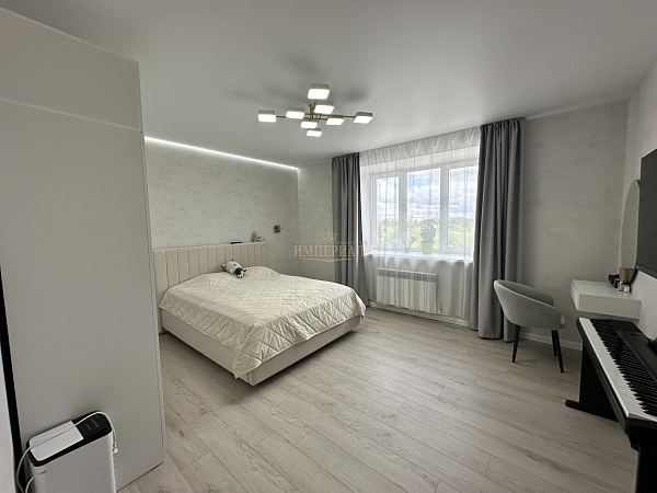 2-к квартира, 76 кв.м.