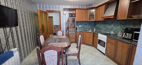 Купить трехкомнатную квартиру 106 м² в Йошкар-Оле на 10/10 этаже за 7900000 ₽
