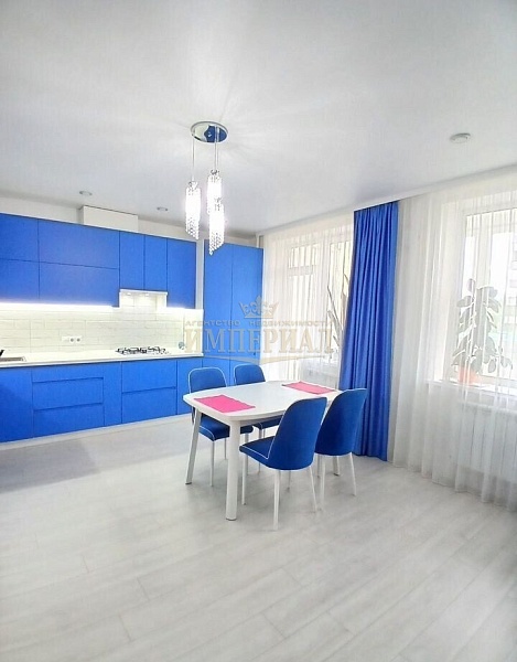 2-к квартира, 80 кв.м.