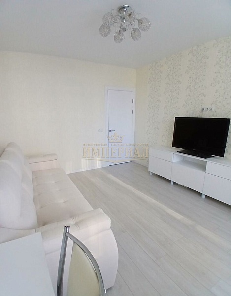 2-к квартира, 80 кв.м.