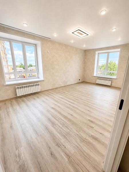 2-к квартира, 74 кв.м.