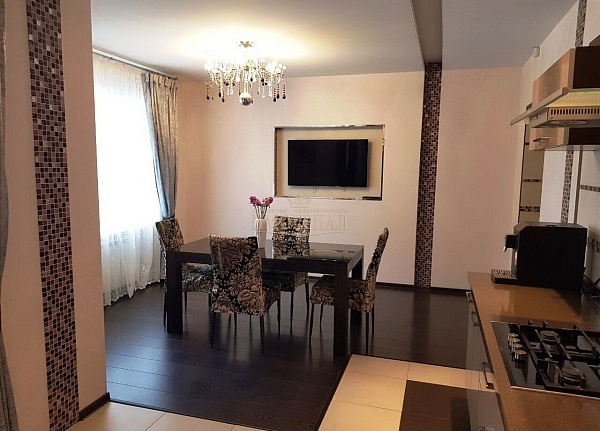 3-к квартира, 112 кв.м.