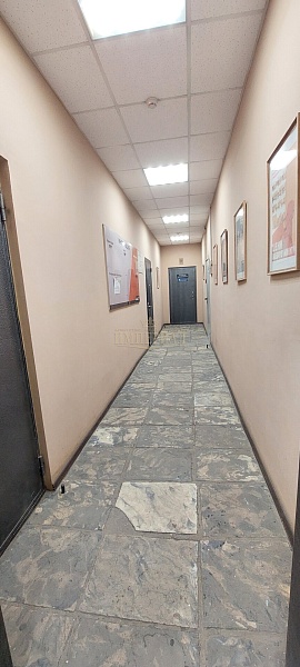 Помещения свободного назначения, 1300 кв.м.