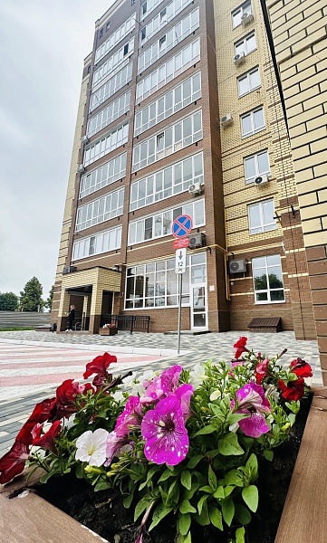 2-к квартира, 74 кв.м.
